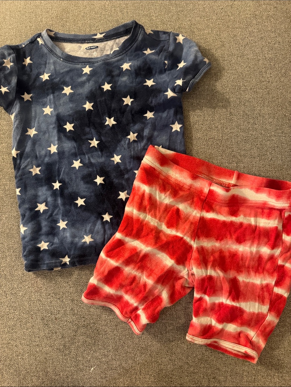 5/$15- Old Navy Kids 2-Piece Star & Stripe Pajama Set - Blue & Red